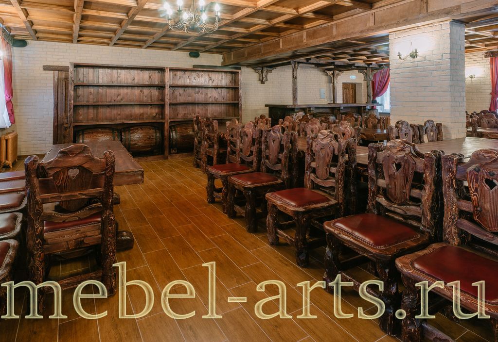 Мебель под старину для банкетного зала в доме отдыхе