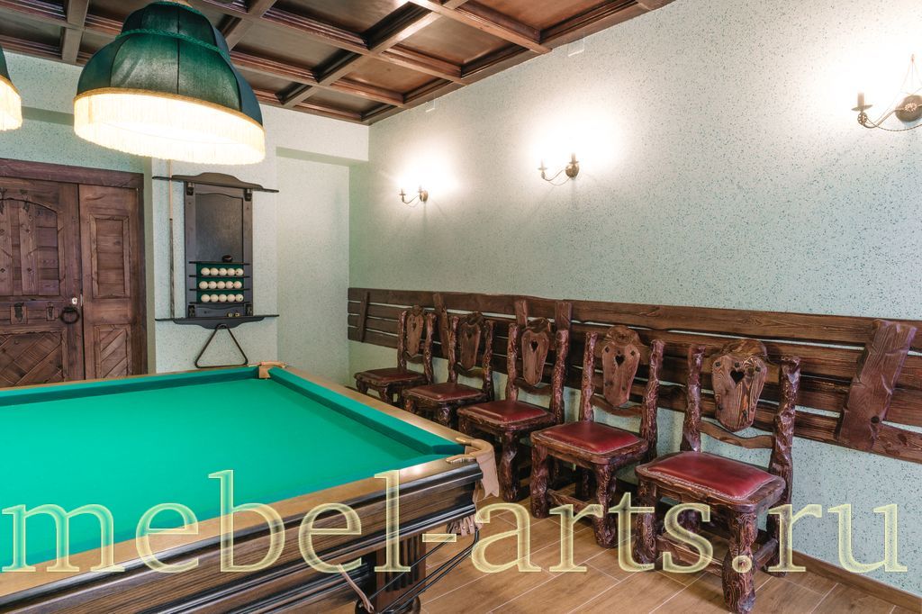 Обстановка бильярдной в доме отдыха 